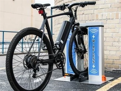 Kif tiċċarġja ebike 48V mingħajr ċarġer?